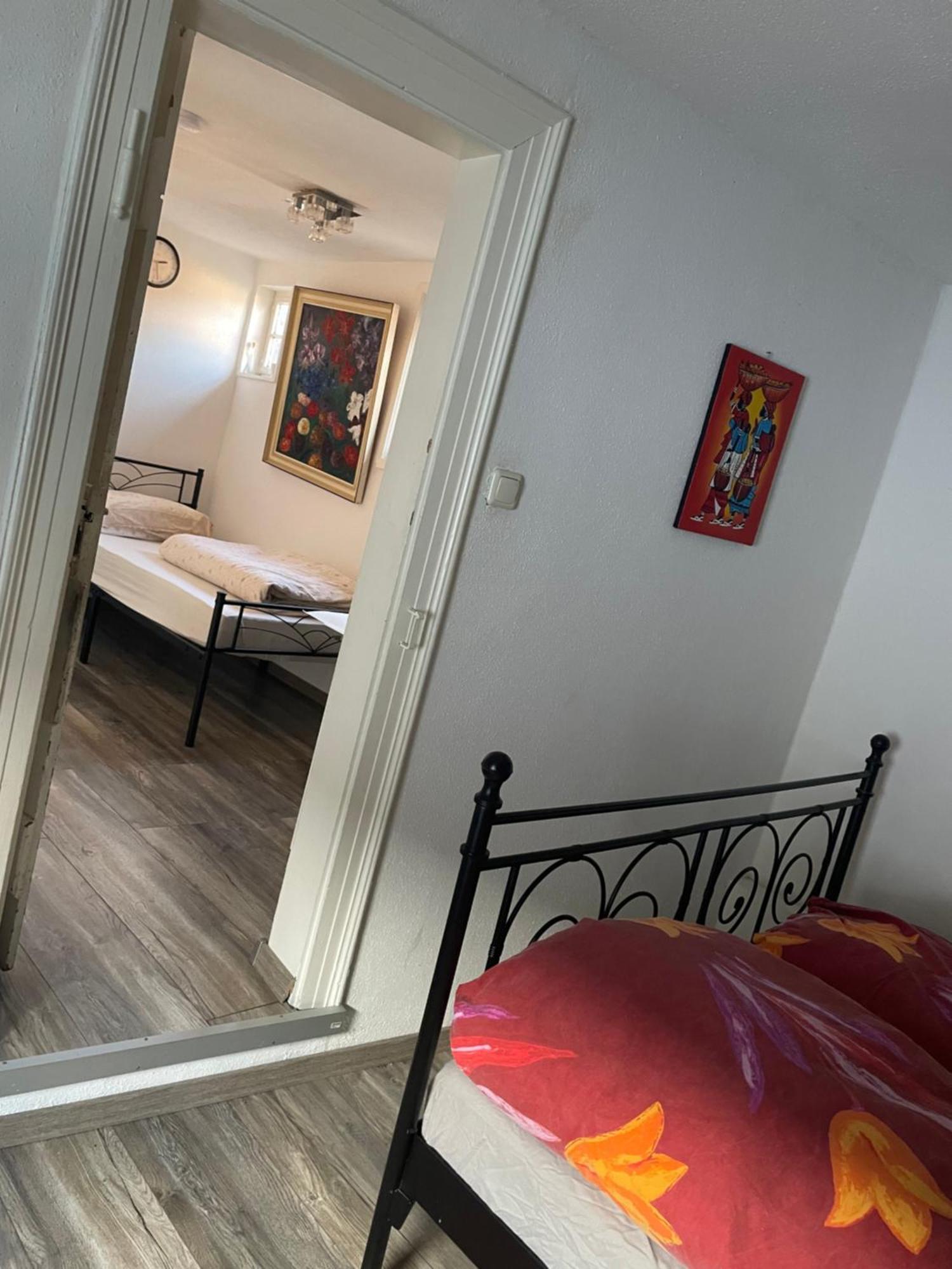 Gaestehaus Linden -Zweibettzimmer 외부 사진